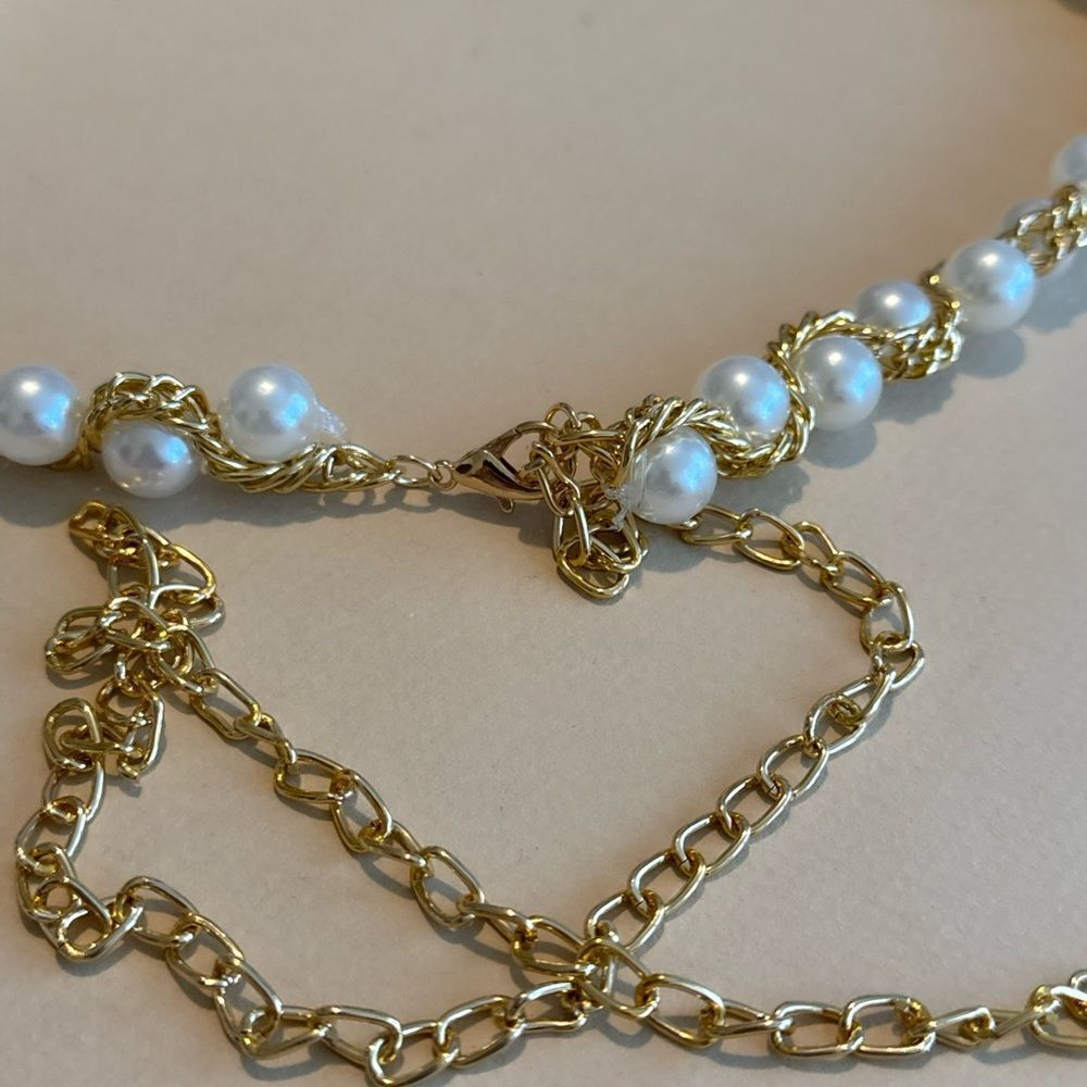 Pearl Chain Belt B8 - Picture 4 of 5